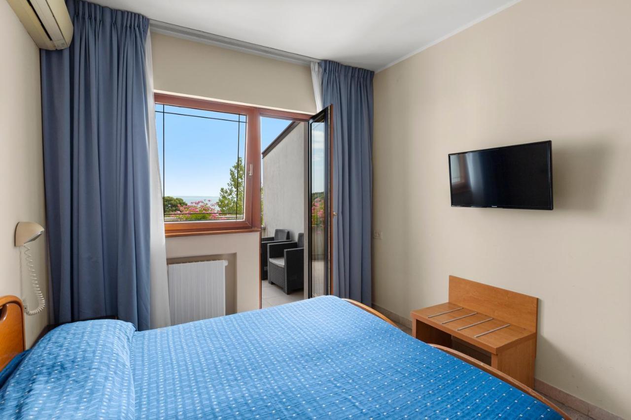 Hotel Ai Sette Nani Sistiana Εξωτερικό φωτογραφία